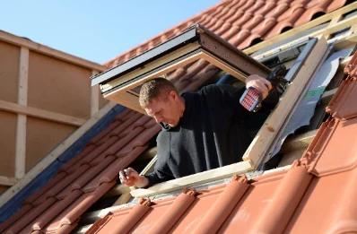 Pose de fenêtres de toit Velux à Zilling